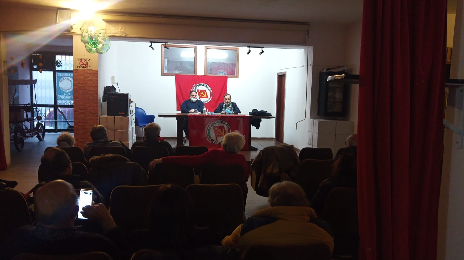 Foto evento presentazione libro di Sergio Dalmasso al circolo PRC di Grosseto