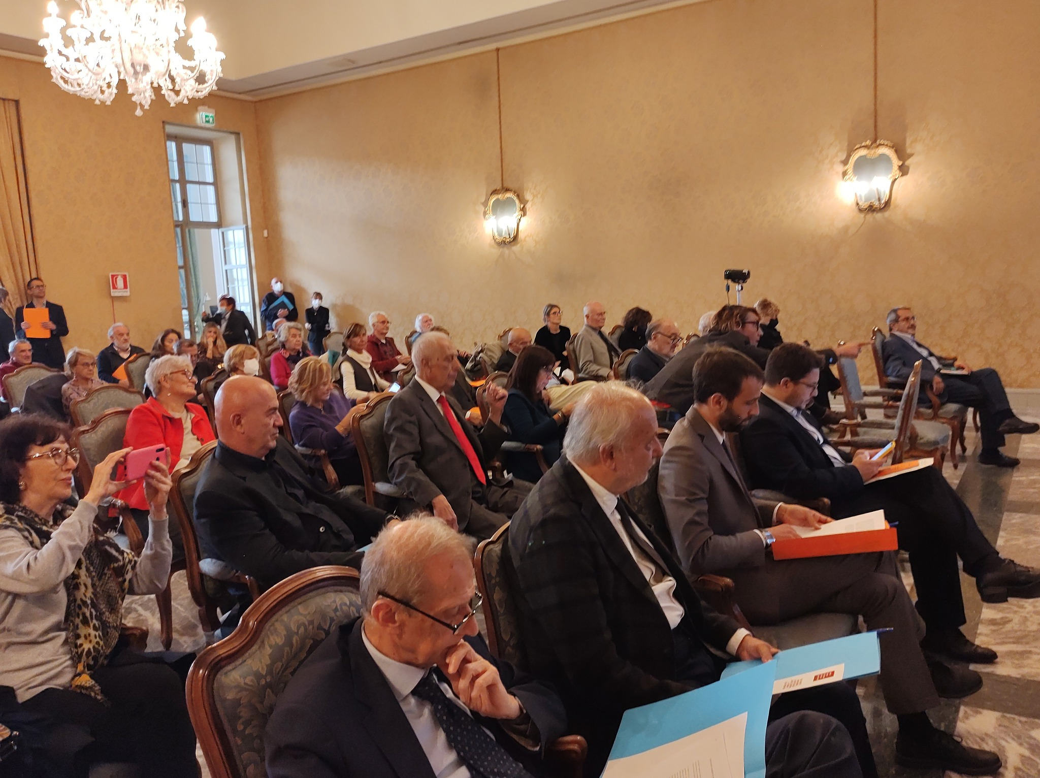 Pubblico della sala della Regione Piemonte al convegno su Lucio Libertini a Torino